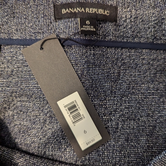 Banana Republic Pencil Skirt, size 6 - Picture 5 of 6